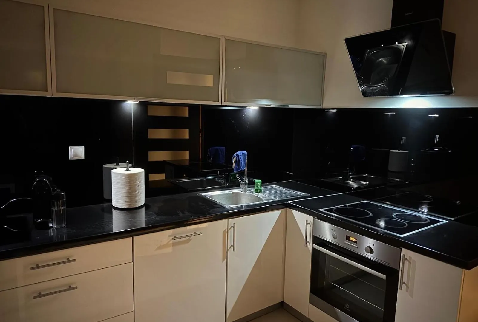 Apartment Apartament Bajeczny 87 - 5 Min To Tauron Arena Cracow - Beside The Vistula River Krakow
