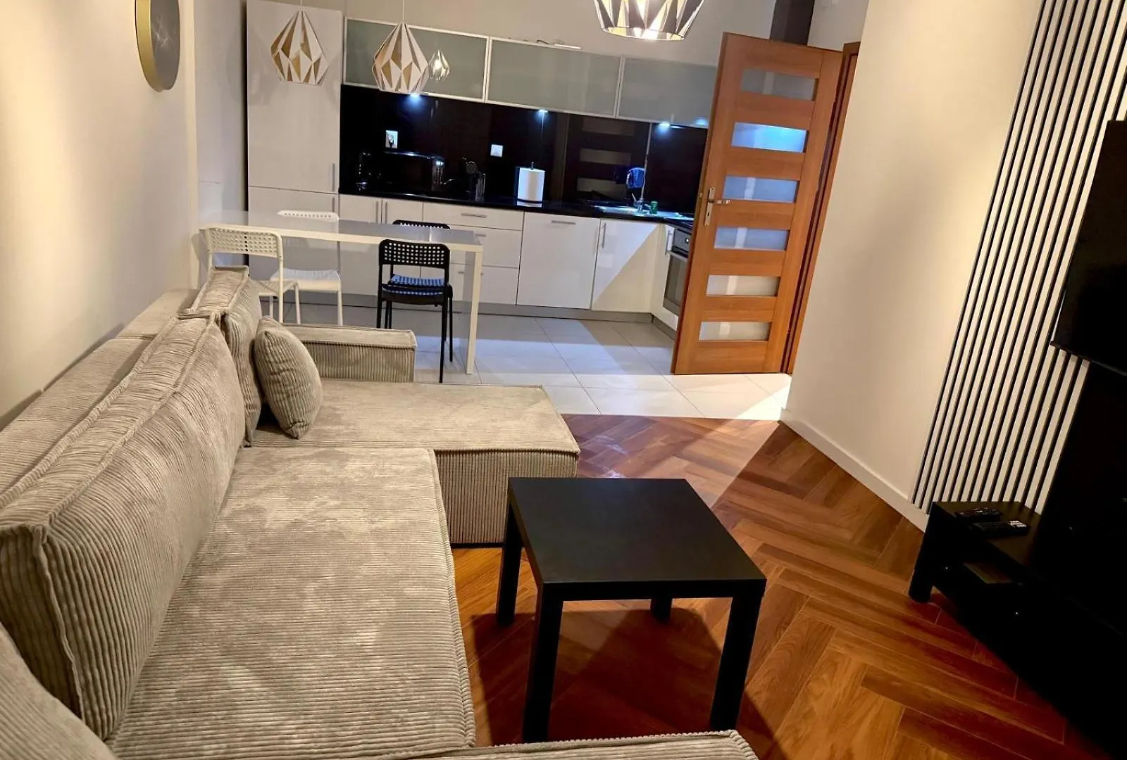 Apartment Apartament Bajeczny 87 - 5 Min To Tauron Arena Cracow - Beside The Vistula River Krakow Poland